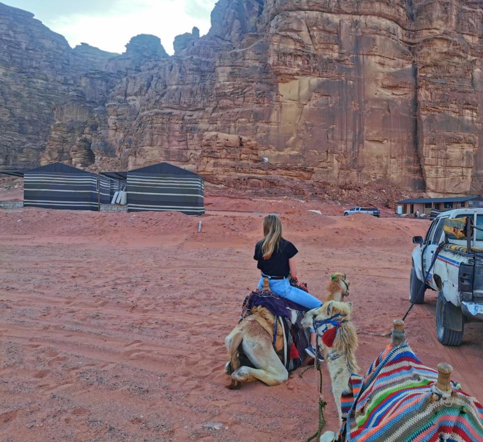 Rum Titanic Wadi Rum Exterior photo