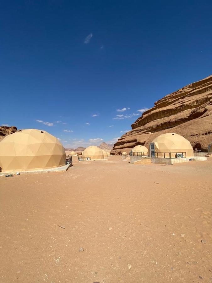 Rum Titanic Wadi Rum Exterior photo